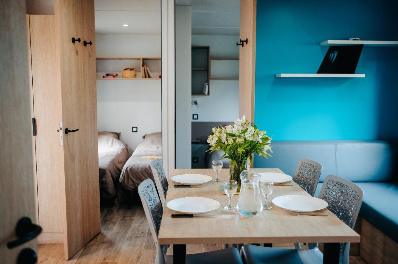 Mobil Home Xxl 4 Chambres - Camping La Pointe De Roscoff Ngoại thất bức ảnh